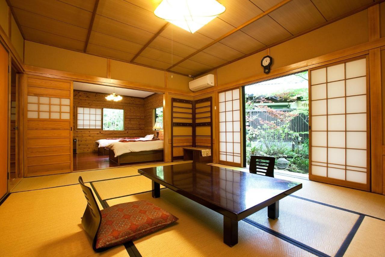 Kurokawa Onsen Oku No Yu Hotel Minamioguni Buitenkant foto