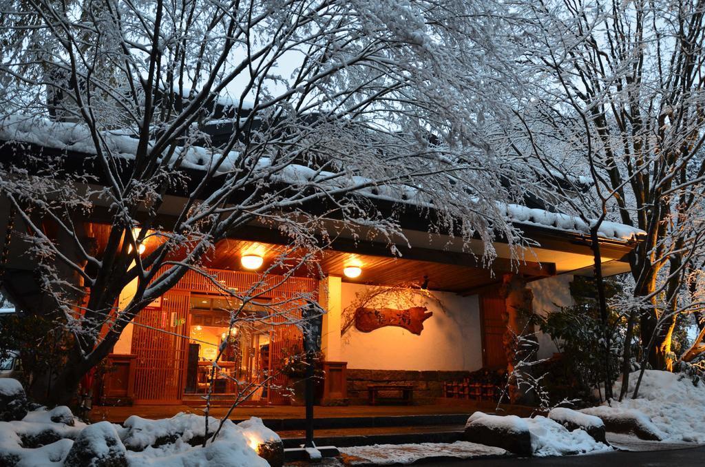 Kurokawa Onsen Oku No Yu Hotel Minamioguni Buitenkant foto