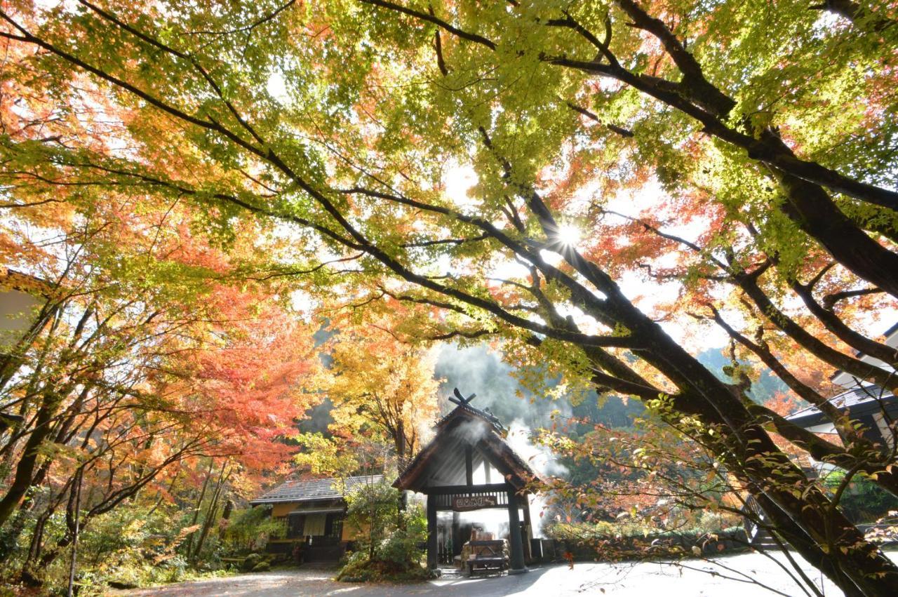 Kurokawa Onsen Oku No Yu Hotel Minamioguni Buitenkant foto