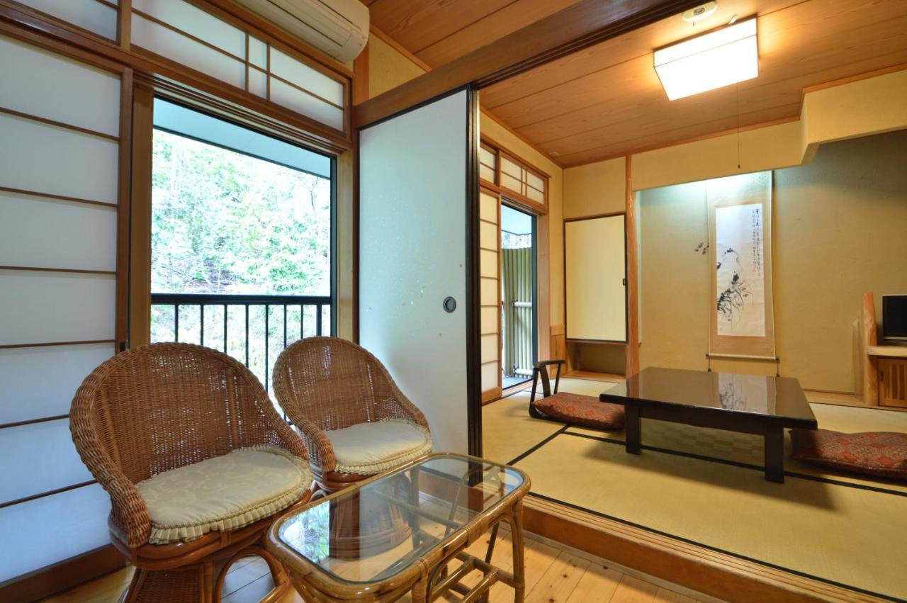 Kurokawa Onsen Oku No Yu Hotel Minamioguni Buitenkant foto