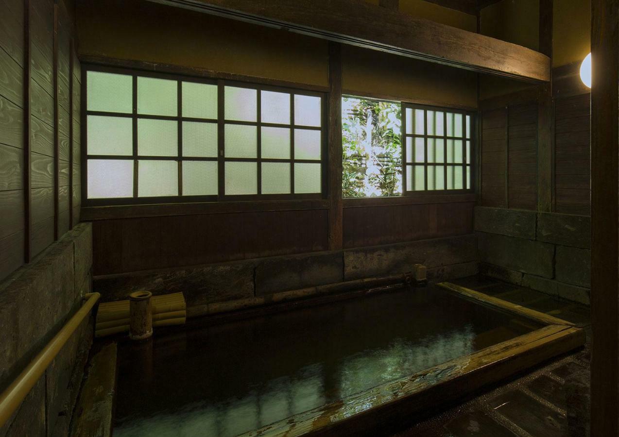 Kurokawa Onsen Oku No Yu Hotel Minamioguni Buitenkant foto
