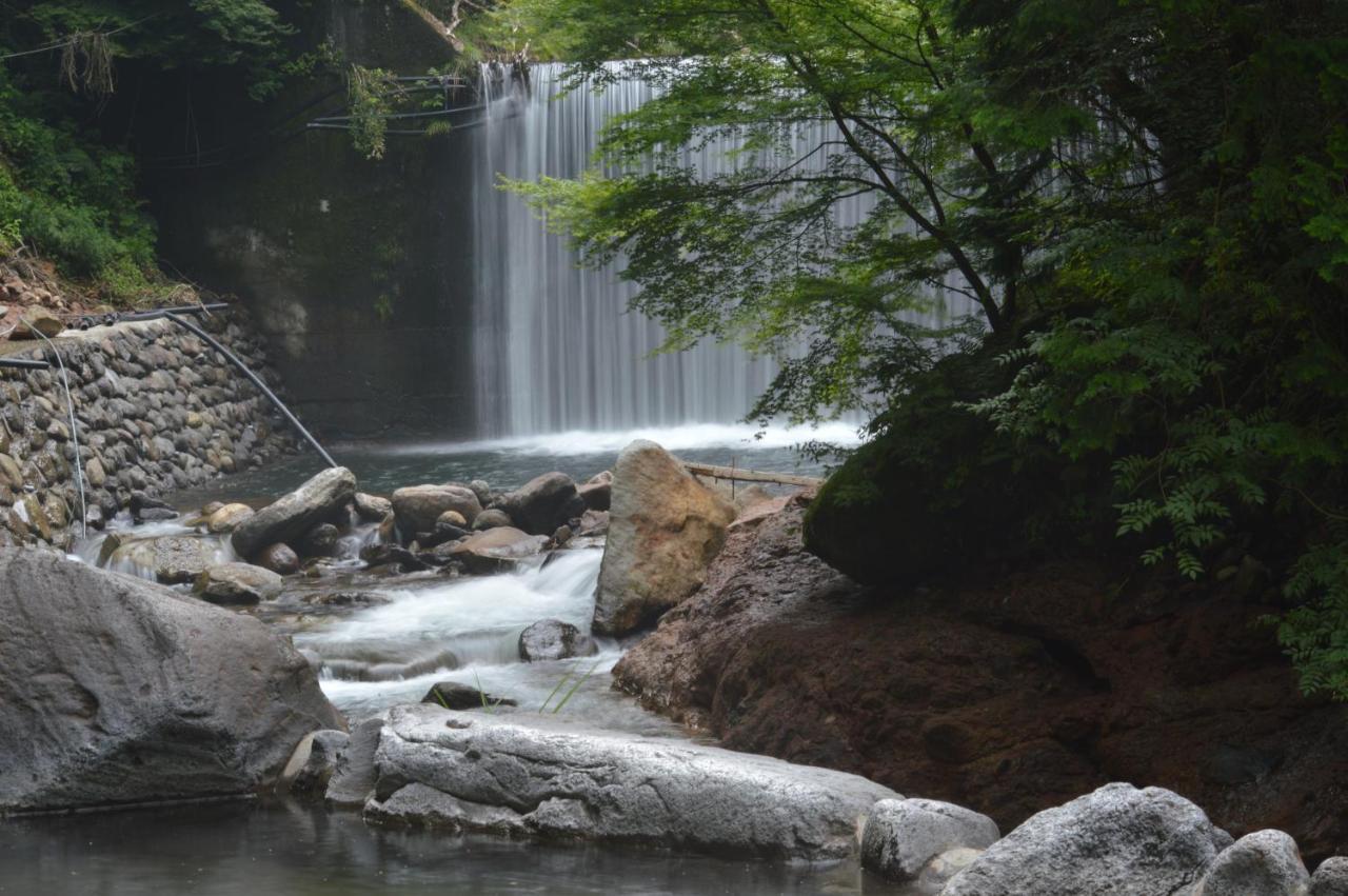 Kurokawa Onsen Oku No Yu Hotel Minamioguni Buitenkant foto
