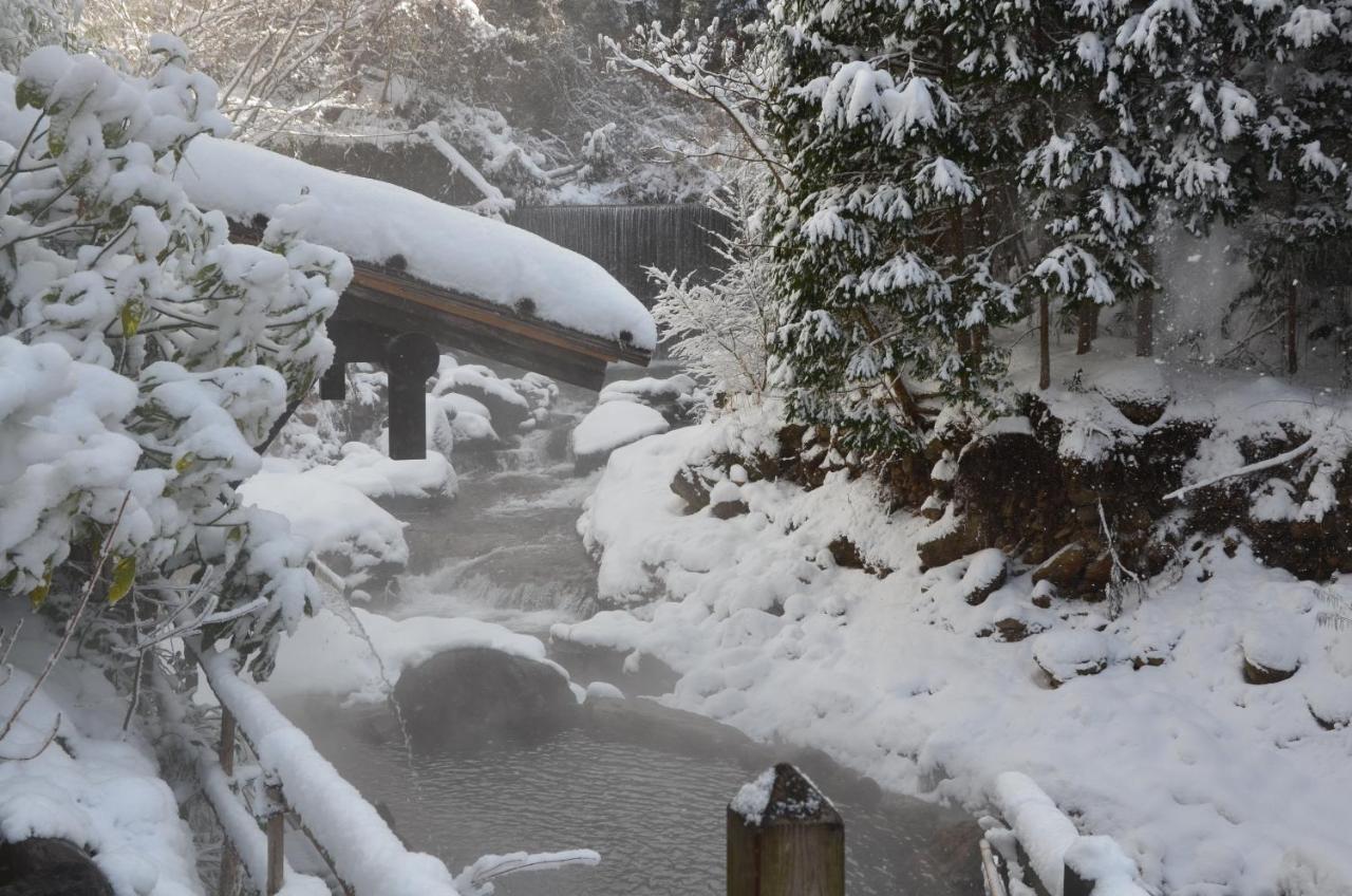 Kurokawa Onsen Oku No Yu Hotel Minamioguni Buitenkant foto